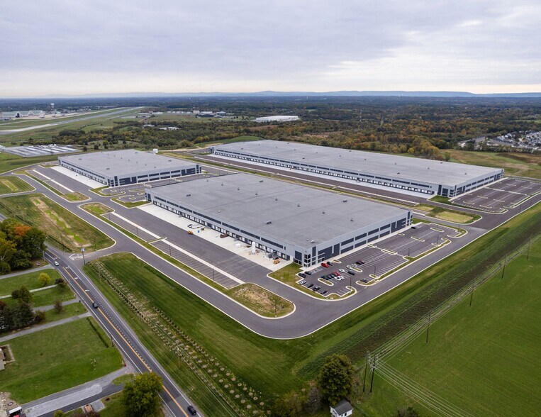 More Photos Of 4903 Winchester Ave, Martinsburg Unknown For Lease