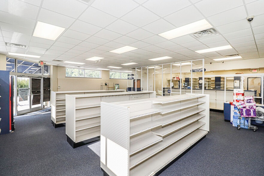 More Photos Of 112 Hospital Dr, Tarboro Drugstore For Sale