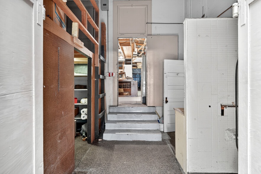 More Photos Of 360-362 Central Ave, Fillmore Storefront For Sale