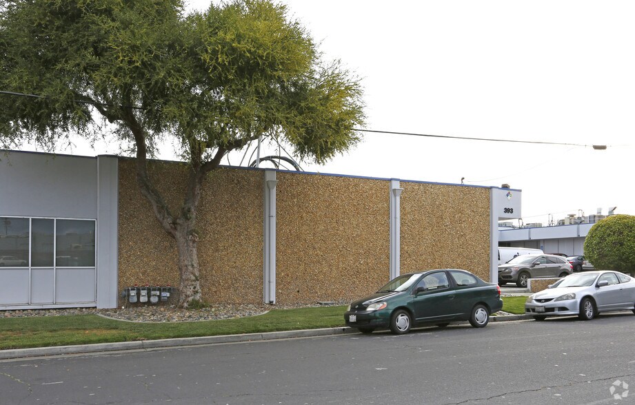 More Photos Of 393 Mathew St, Santa Clara Warehouse For Sale