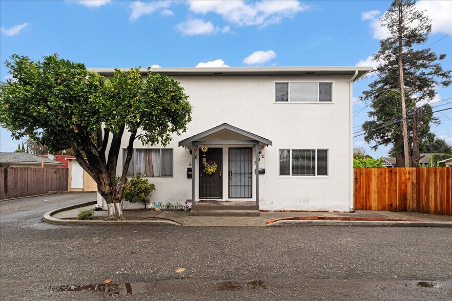 More Photos Of 688 Grove Way, Hayward Apartments For Sale