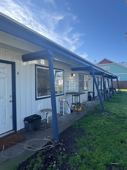 More Photos Of 15107 Boat St SW, Lakewood Multifamily For Sale
