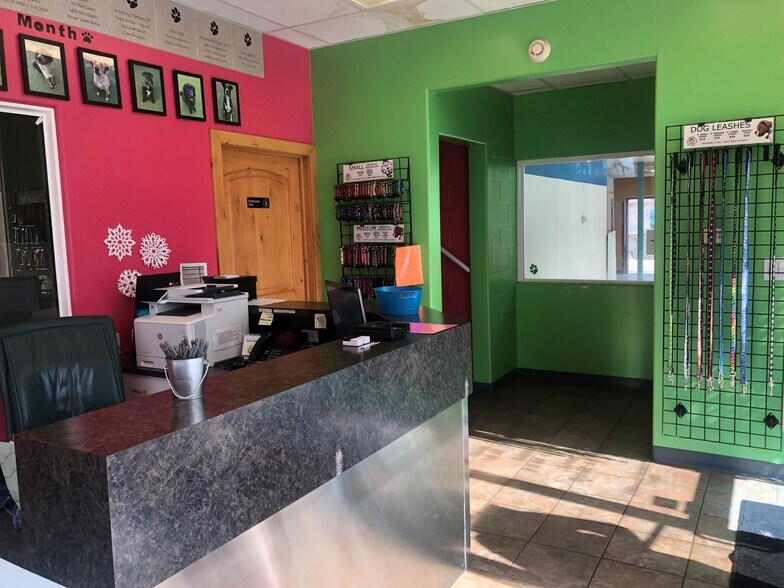 More Photos Of 596 W 1500 S, Woods Cross Freestanding For Sale