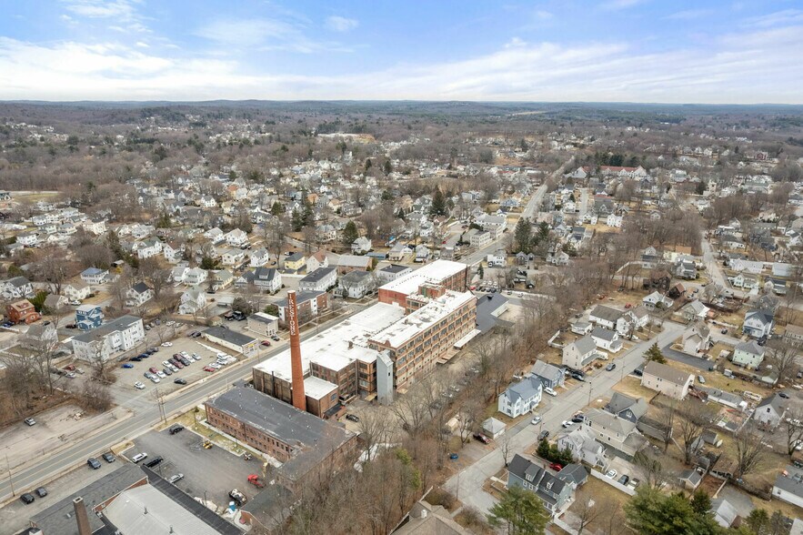 More Photos Of 81 Apsley St, Hudson Manufacturing For Sale