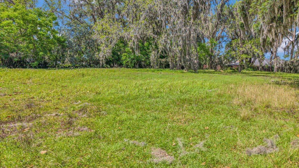 More Photos Of 11338 N US Highway 301, Oxford Land For Sale