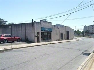 Primary Photo Of 209 Walnut St, Lansdale Showroom For Sale