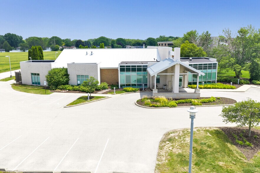 More Photos Of 2141 Lime Kiln Rd, Green Bay Medical For Sale
