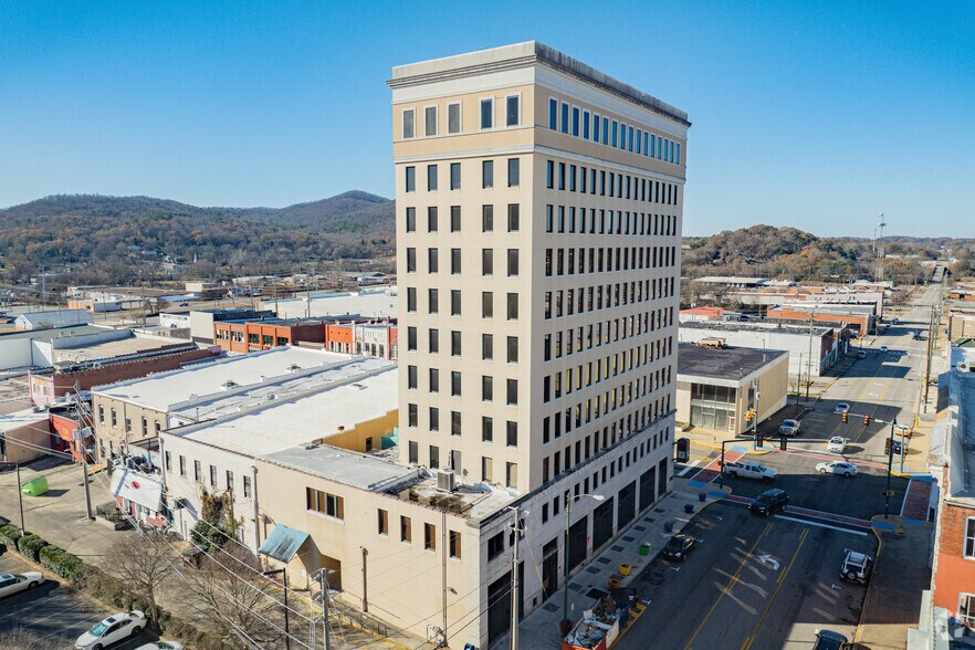 More Photos Of 931 Noble St, Anniston Office For Sale