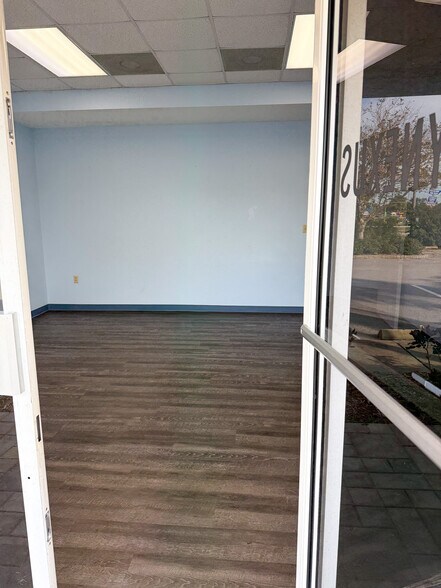 More Photos Of 6010 Park Blvd, Pinellas Park Office For Sale