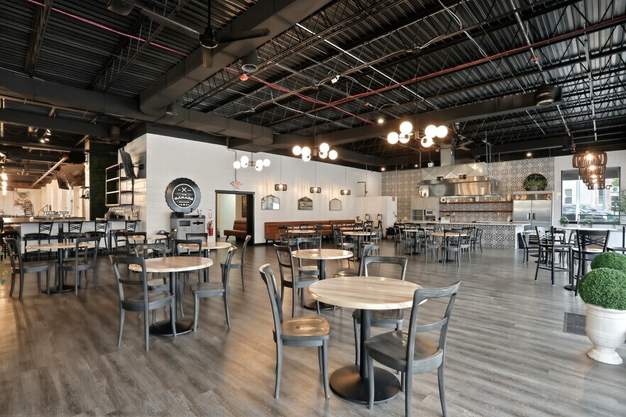 More Photos Of 419 W King St, Martinsburg Storefront For Sale
