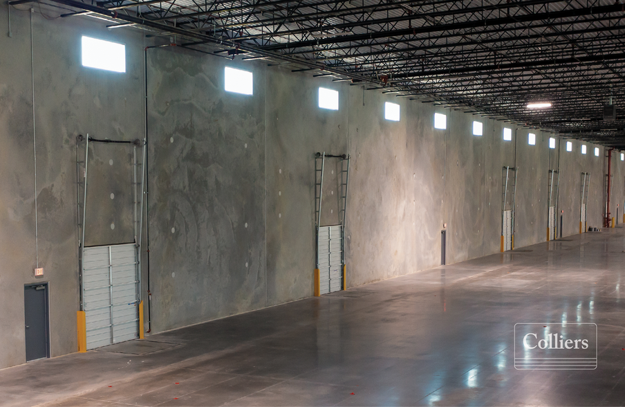 More Photos Of Access 77, Northpoint Boulevard, Blythewood Distribution For Lease