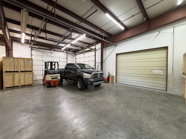 More Photos Of 1075 Chisolm Trl, Keller Industrial For Sale