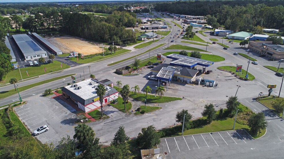 More Photos Of 101 N Us-17, Palatka Drugstore For Sale
