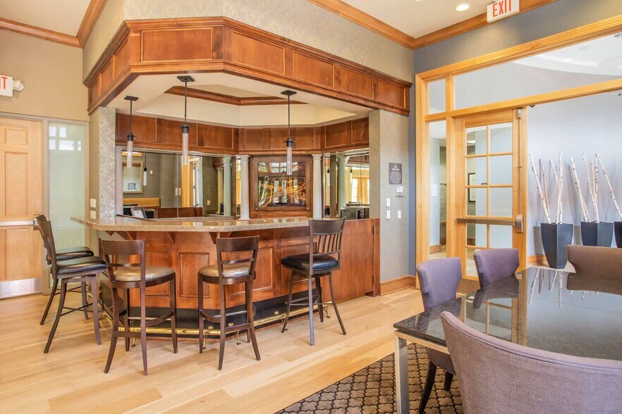 More Photos Of 3820 Grand Way, Saint Louis Park Apartments For Lease