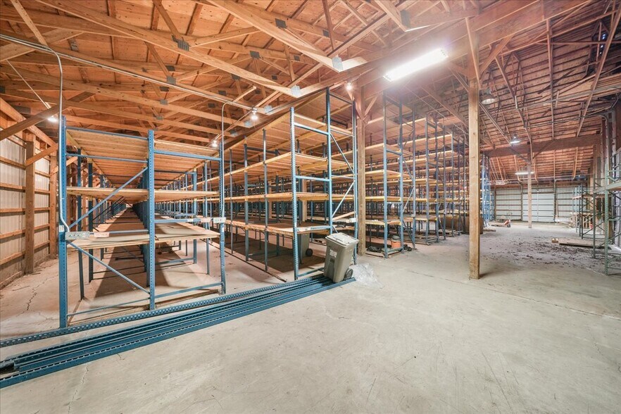 More Photos Of 16 County Route 93, New Hampton Warehouse For Lease