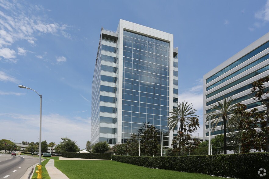 More Photos Of 2211 Michelson Dr, Irvine Office For Lease