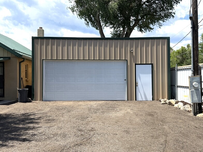 More Photos Of 637 E Gillette St, Colorado Springs Auto Salvage Facility For Sale