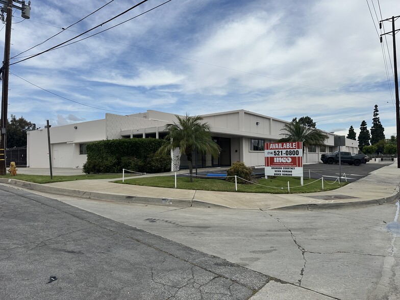 More Photos Of 13821 Marquardt Ave, Santa Fe Springs Manufacturing For Lease