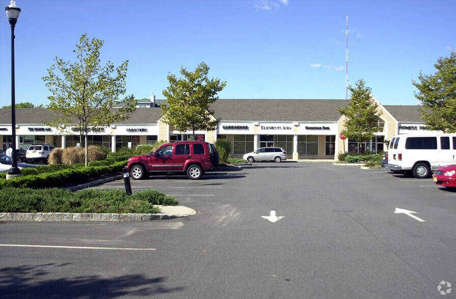 Primary Photo Of 4110-4126 Quakerbridge Rd, Lawrenceville General Retail For Lease