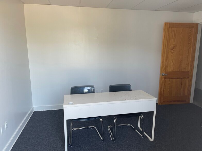 More Photos Of 3617 Perkins Rd, Baton Rouge General Retail For Sale