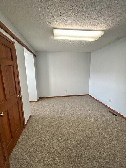 More Photos Of 4920 Reed Rd, Columbus Loft Creative Space For Lease