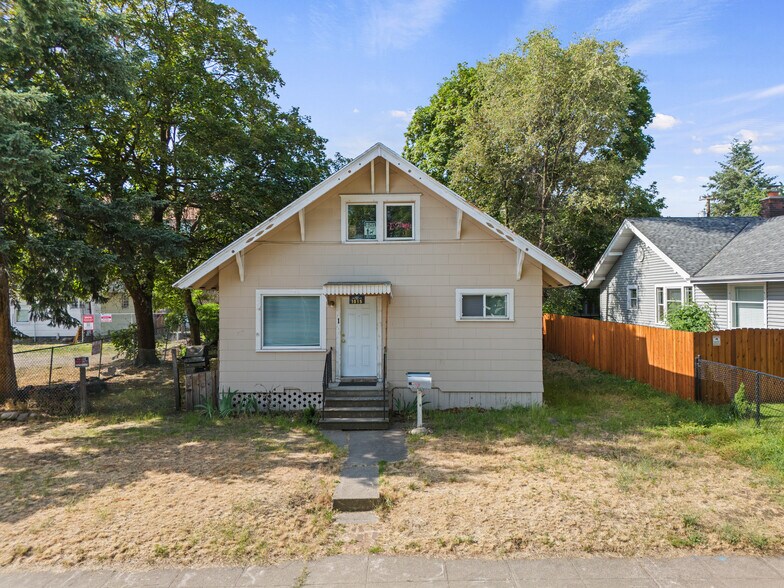 More Photos Of 1017 W Montgomery Ave, Spokane Apartments For Sale