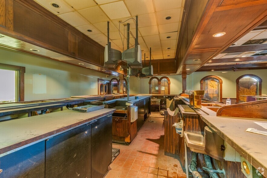 More Photos Of 3969 Las Vegas Blvd S, Las Vegas Bar For Lease