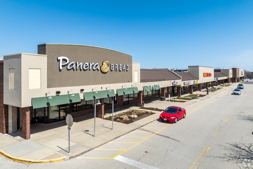 More Photos Of 20 Biesterfield Rd, Elk Grove Village Freestanding For Lease