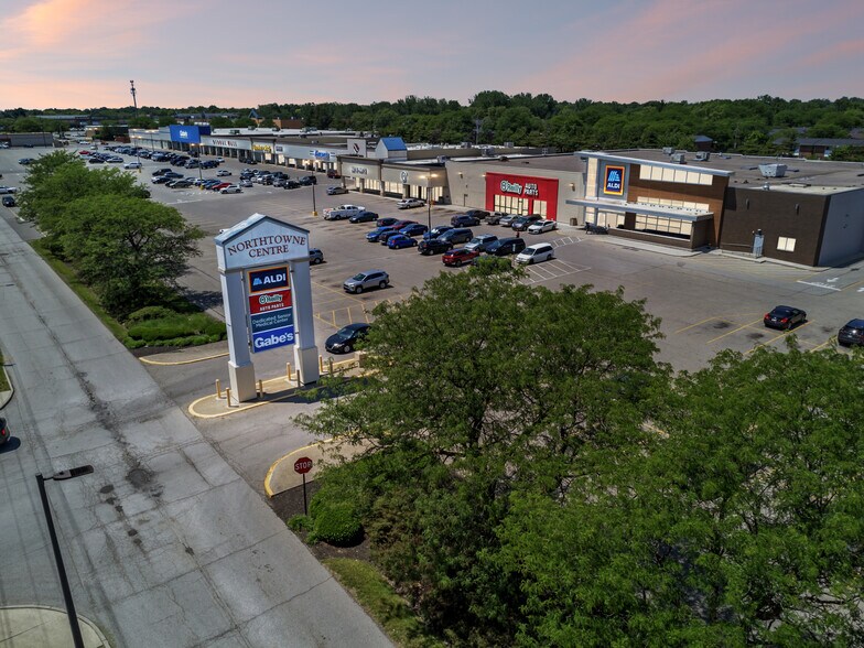 Primary Photo Of 2200-2296 Morse Rd, Columbus Unknown For Lease