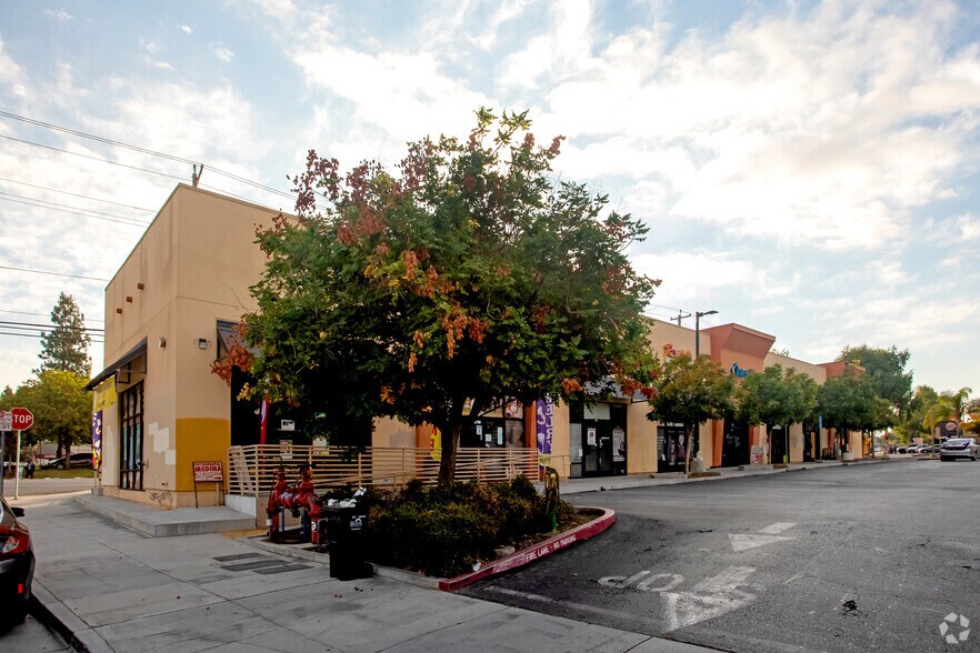 More Photos Of 1075 S White Rd, San Jose Freestanding For Lease