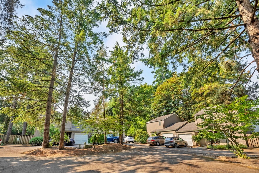 More Photos Of 12344 SW Sussex St, Beaverton Apartments For Sale