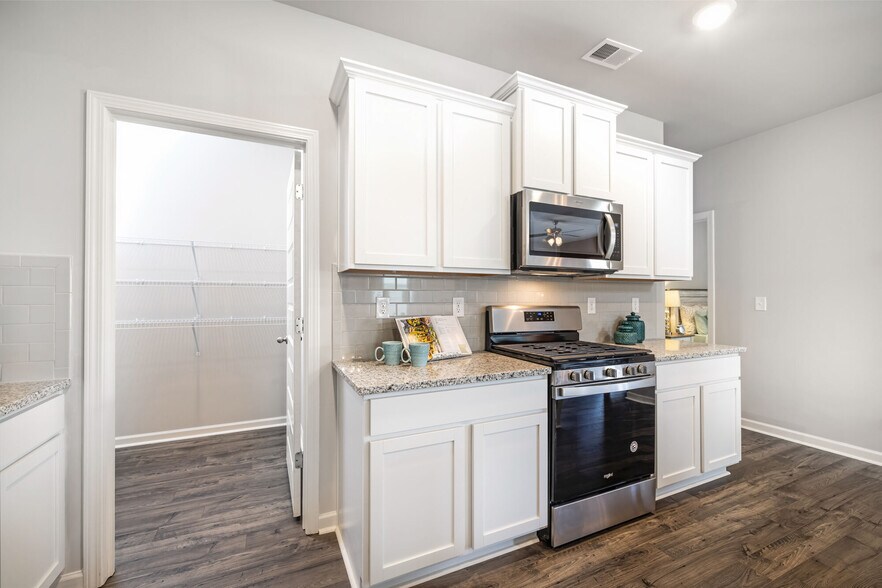 More Photos Of 507 Satinwood Cir, Graniteville Apartments For Sale