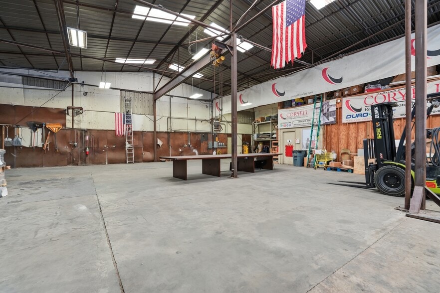 More Photos Of 14220 S Meridian Ave, Oklahoma City Warehouse For Sale