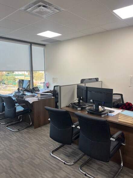More Photos Of 3000 W Olympic Blvd, Los Angeles Medical For Lease
