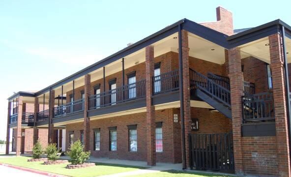 Primary Photo Of 337 Oaks Trl, Garland Office For Lease
