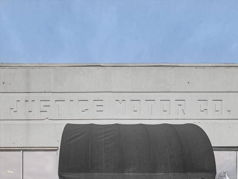 More Photos Of 39 West St, Pittsboro Restaurant For Lease