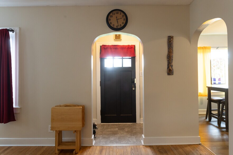 More Photos Of 2800 NY-49, West Monroe Auto Repair For Sale