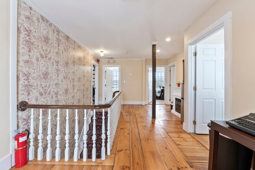 More Photos Of 2204 Woodbury Ave, Newington Office For Sale