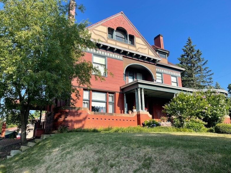 More Photos Of 1435 Market Ave N, Canton Office Residential For Sale