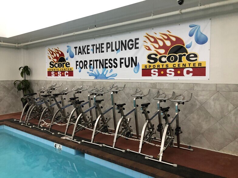 More Photos Of 8300 Wolf Rd, Willow Springs Health Club For Sale