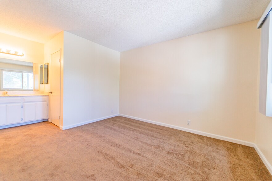 More Photos Of 8755 Mesa Rd, Santee Apartments For Sale