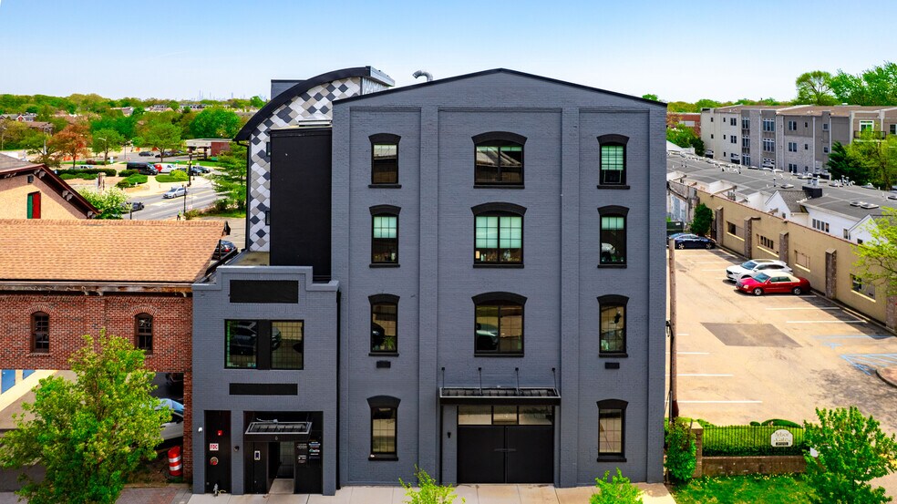 More Photos Of 6-8 Gates Ave, Montclair Office For Lease