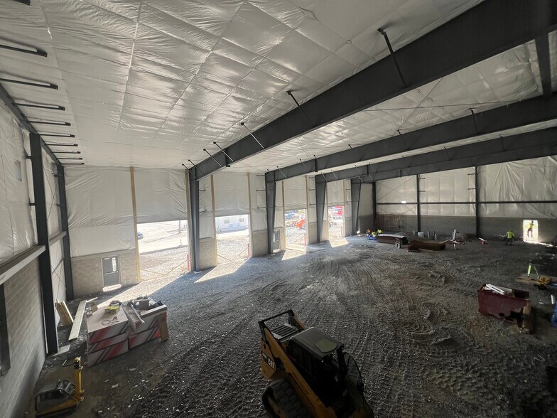 More Photos Of 296 State St, Clairton Light Distribution For Lease