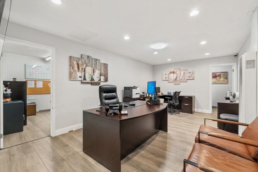 More Photos Of 341 Harris St, Eureka Storefront For Sale