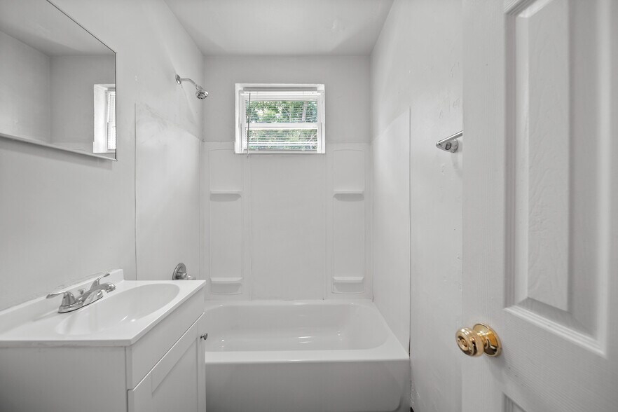 More Photos Of 200 York St, Chester Apartments For Sale
