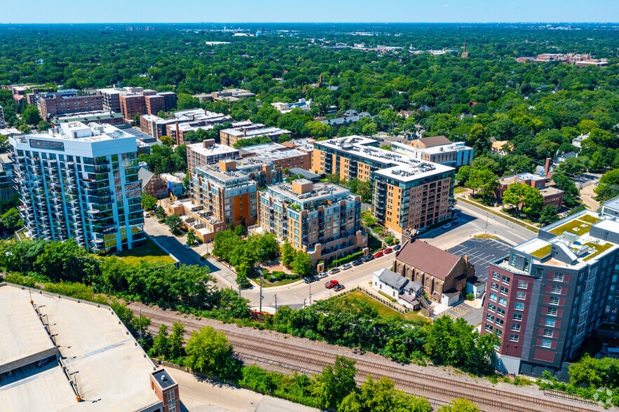 More Photos Of 1720-1740 Oak Ave, Evanston Apartments For Sale