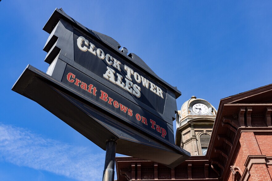 More Photos Of 311 Union St, The Dalles Restaurant For Sale