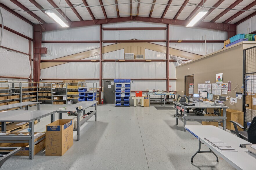 More Photos Of 26451 Hanna Rd, The Woodlands Warehouse For Sale