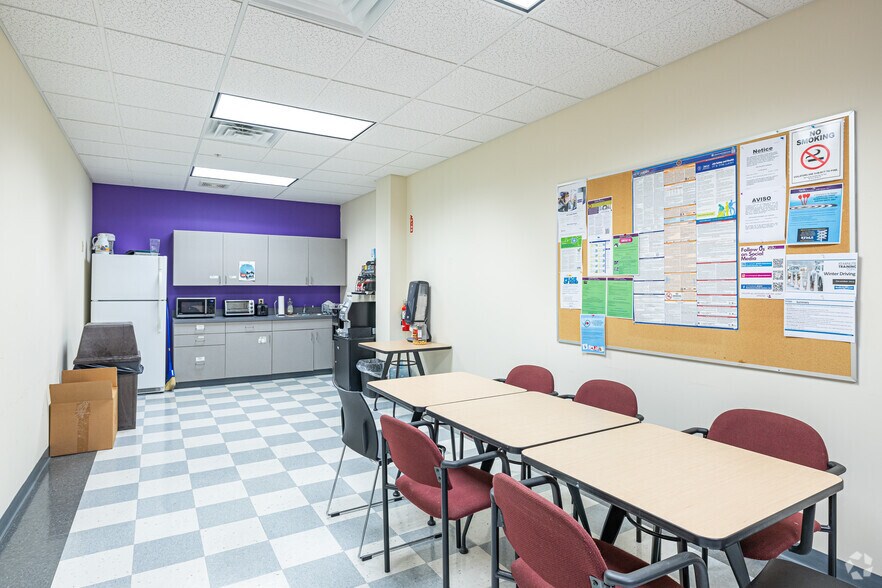 More Photos Of 20 Scotch Rd, Ewing Medical For Lease