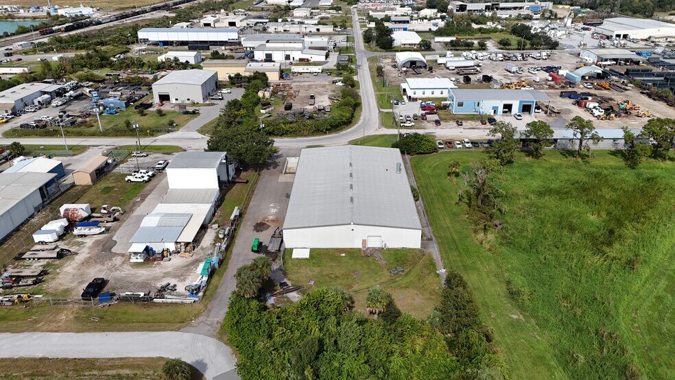 More Photos Of 399 Prairie Industrial Pky, Mulberry Warehouse For Sale